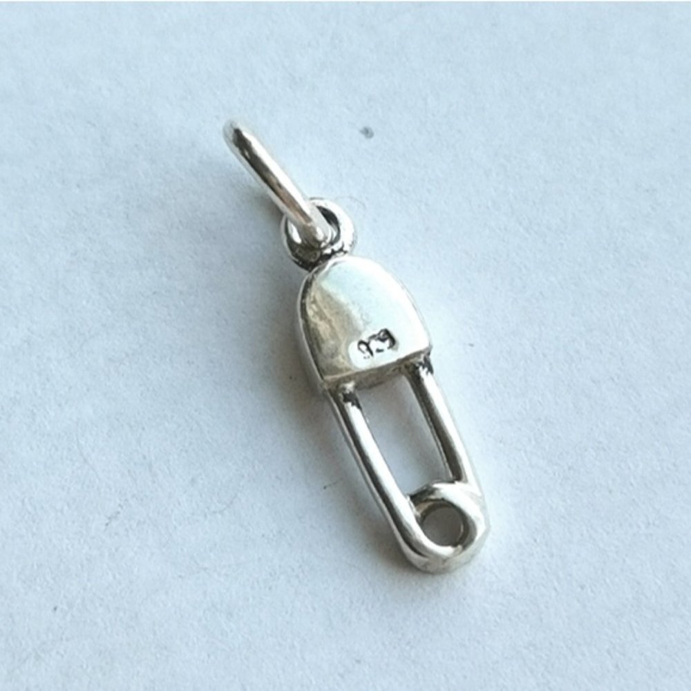 NEW Sterling Silver safety pin lucky charm pendant New baby - Picture 3 of 3